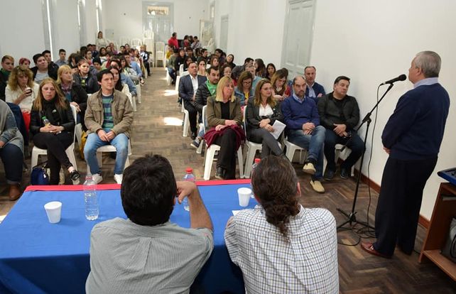 El acto inaugural en la Escuela de Educación Técnica N° 1 Ana Urquiza de Victorica.&nbsp;