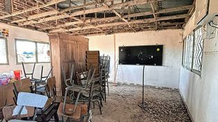 Se trata de trabajos por fuga de gas, reparación de techos e incluso la demolición de pisos en cuatro escuelas de distintos puntos de la provincia.