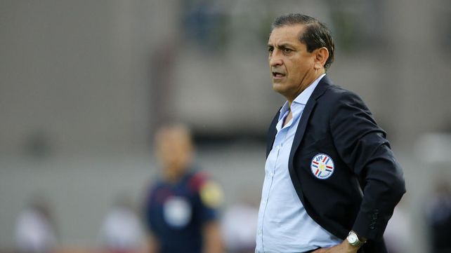 Ramón Díaz por primera vez recibió críticas de la facción más importante de la barrabrava del Timao.