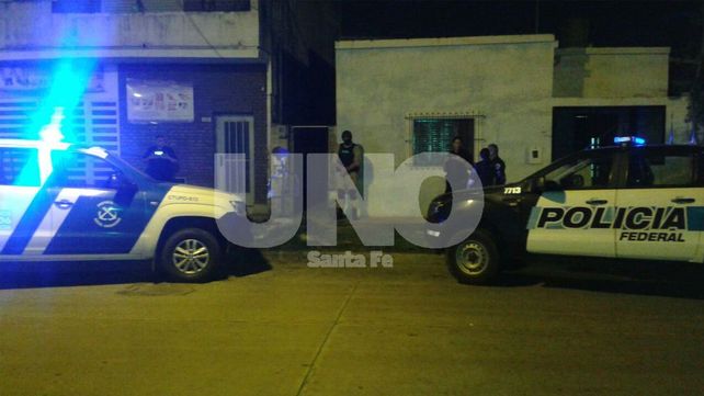 Bº Sargento Cabral: detuvieron a una pareja y le secuestraron cocaína, un arma y dinero en efectivo