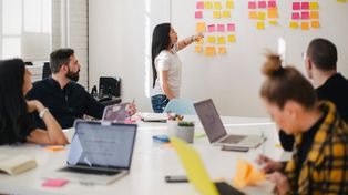 Las empresas miran más allá del salario: nuevos aliados para retener  talento