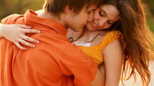 Un estudio revela que ser una persona bella no significa un pasaporte a la felicidad