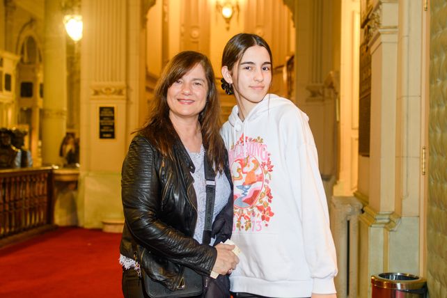 Gabriela D’alonso y Lourdes.  