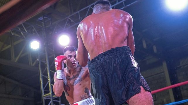 Matías Galluci ganó por la vía rápida en Paraco.