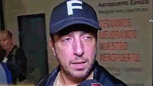 Jey Mammón se fue del país