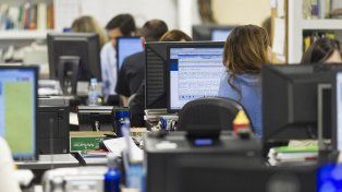 En 2022 las mujeres alcanzaron una tasa de actividad histórica, llegando a 51,1%. Sin embargo la brecha de género se amplió a 19,3%, según informe de CEPA&nbsp;