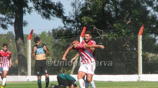 La Reserva de Unión volvió a ganar y se afirmó en la punta