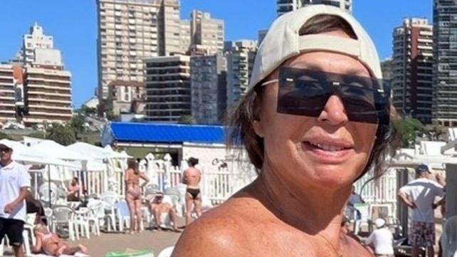 Una mujer cuestionó una foto de Moria Casán en bikini y la diva la fulminó: Tapate vos, imbécil