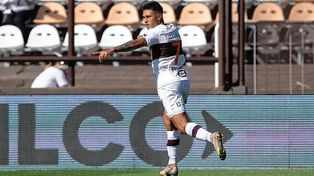Colón va con todo por uno de los goleadores del torneo pasado