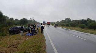 El choque fue cerca de Margarita Belén, en Chaco. El ex-Newells viajaba con su familia a Asunción.