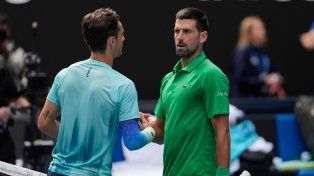Djokovic se consagró rey del fair play y terminó ganando por pura suerte