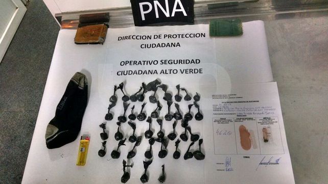 Atraparon a un repartidor de drogas a domicilio en Alto Verde