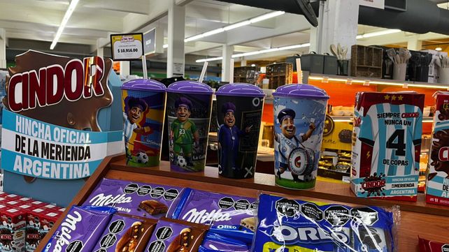 La Gallega diseñó sus propios vasos para captar la atención de los más chicos.