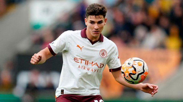 El gol de Julián Álvarez no alcanzó para evitar la derrota del City