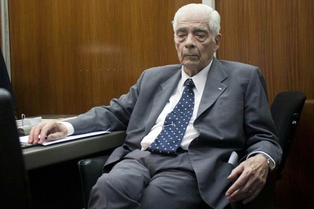 Murió el represor Luciano Benjamín Menéndez