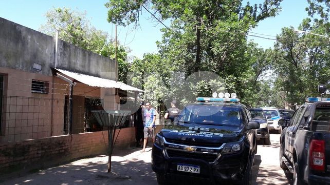 Allanamiento, detención y secuestro de armas de fuego en Reconquista