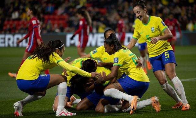 Brasil mostró su poderío en la presentación en el Mundial ante Panamá.