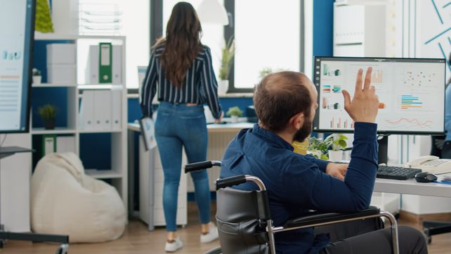 El proyecto de inclusión plantea que los empleadores que contraten personas con discapacidad podrán deducir de ingresos brutos el 50% del salario bruto&nbsp;