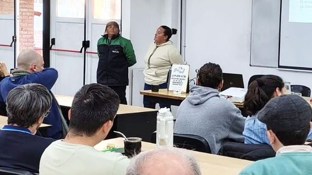 Actividad academíca y comunitaria sobre salud y ambiente reunió a expertos y cooperativas. Fallas y precariedad de plantas de reciclaje Paraná y Oro Verde&nbsp;