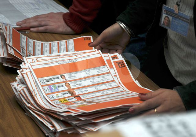 El personal. Desde el lunes están separando cartones y papeles de las biromes