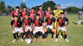 Colón de Santa Fe igualó con Cosmos en el predio 4 de Junio 1 a 1.