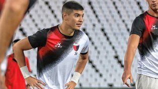 Leandro Quiroz se someterá a nuevos estudios para tener un diagnóstico certero acerca de la lesión que sufrió en su rodilla derecha.