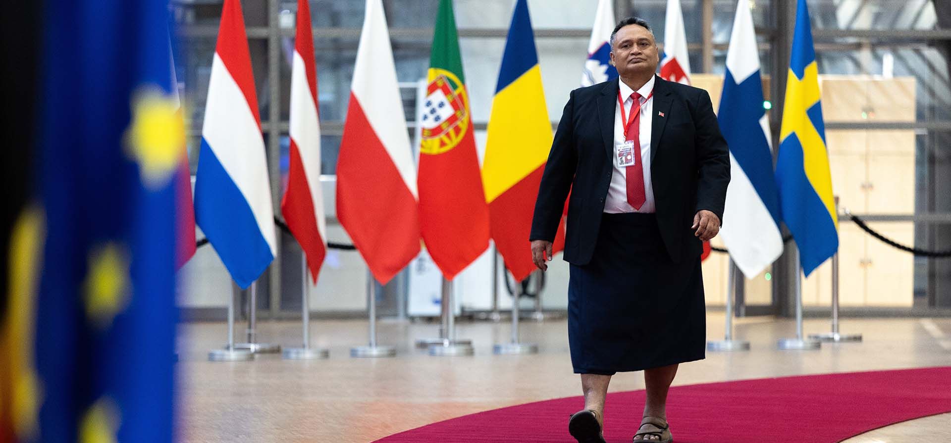 El viceprimer ministro de Samoa, Toelupe Poumulinuku Onesemo, llega a la reunión del Foro Ministerial Indo-Pacífico de la UE en el edificio del Consejo Europeo en Bruselas, el viernes 21 de noviembre de 2025. (Foto AP/Omar Havana) El viceprimer ministro de Samoa, Toelupe Poumulinuku Onesemo, llega a la reunión del Foro Ministerial Indo-Pacífico de la UE en el edificio del Consejo Europeo en Bruselas, el viernes 21 de noviembre de 2025. (Foto AP/Omar Havana)