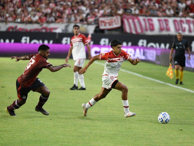 Estudiantes ganó en La Plata.