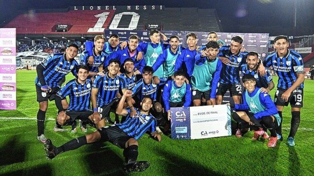 Copa Argentina: Atlético Tucumán aplastó a Talleres y espera por Unión o Independiente