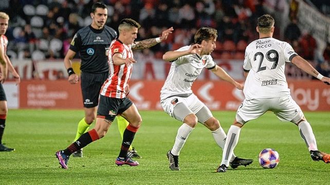 El minuto a minuto de Estudiantes y Colón en La Plata