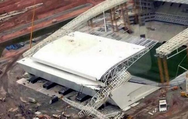 El ostentoso estadio iba a ser inaugurado el próximo 25 de enero.