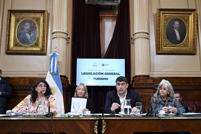 La iniciativa obtuvo dictamen de un plenario de comisiones