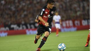 Mauro Formica tiene claro que quiere seguir en Newells. El contrato vence el 30 de junio y ya hay charlas con el vice Cristian DAmico para renovarlo.
