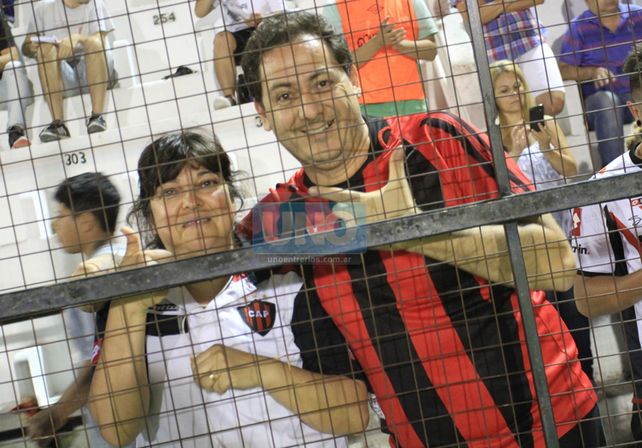 Patronato venció a Atlético Paraná y se quedó con los clásicos de la temporada