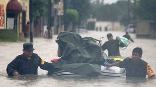 Texas: el hurac&aacute;n Dolly toc&oacute; tierra y perdi&oacute; fuerza pero trajo amenaza de inundaciones