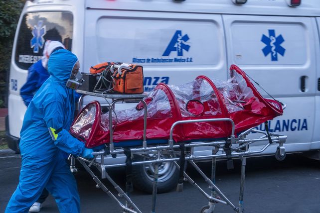 Otras 383 personas murieron y 24.999 fueron reportadas con coronavirus en el país