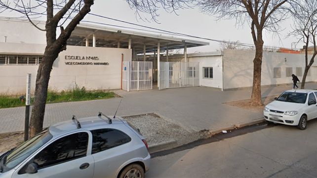 La Escuela Vice Comodoro Marambio de Villa Gobernador Gálvez. No trascendió el tenor de la amenaza y las autoridades resolvieron dictar clases normalmente.