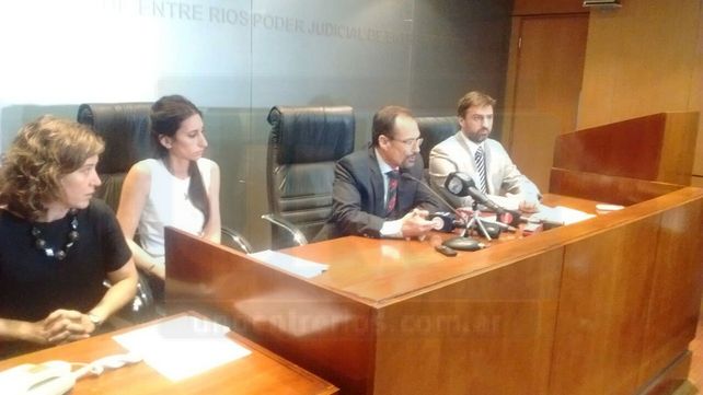 El procurador García dijo que la Justicia entrerriana trabaja para evitar los femicidios