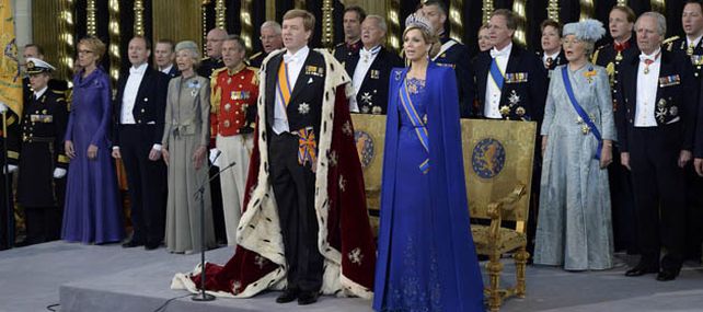 Guillermo y Máxima juraron como los nuevos reyes de Holanda