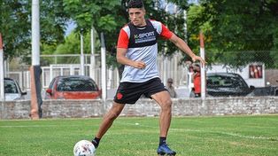 Nico Castro, en su primeros movimientos en el predio La Capillita.&nbsp;