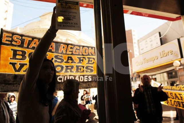Reclamos. La estafa está calculada en más de 80 millones de pesos y tiene más de 450 damnificados.