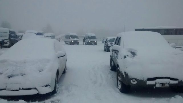 Santafesinos varados en Bariloche: sin fecha de regreso y sin hospedaje en una ciudad saturada