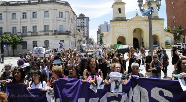 ni una menos JOSÉ BUSIEMI