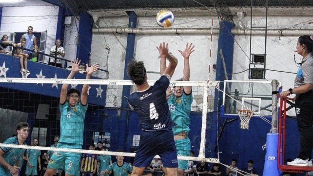 Gimnasia perdió el invicto ante Paracao pero clasificó a los play off.