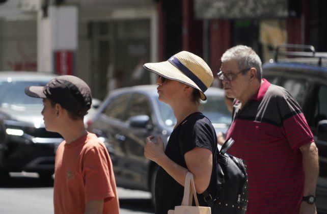 El tiempo en Rosario: martes con pocas nubes, mucho calor y registros en ascenso