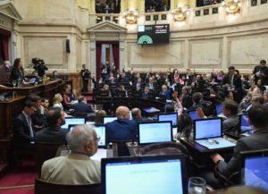 Los senadores pasarán a cobrar más de $13 millones a fin de año
