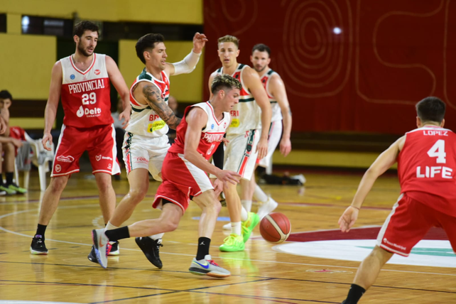 El rojo pierde por seis al término del primer tiempo