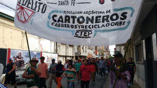 Carreros y cartoneros se manifestaron para poder trabajar