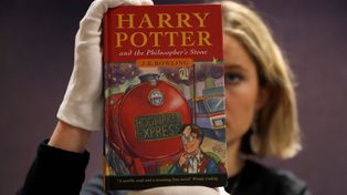 Foto de archivo. Las primeras ediciones y manuscritos de la saga Harry Potter siempre dan que hablar