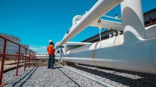 Las principales distribuidoras de gas determinaron límites a la venta de GNC en estaciones de servicio con el fin de mantener la presión en los gasoductos.